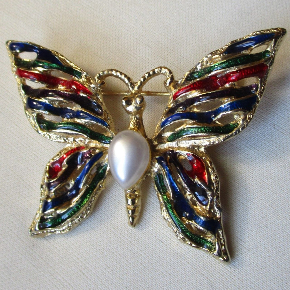 Vendome vintage Enamel Faux Pearl Butterfly Pin brooch
